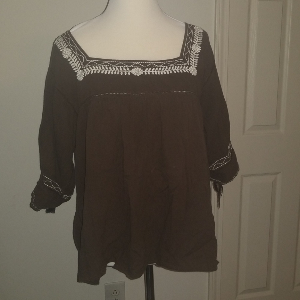 Old Navy bohemian style shirt